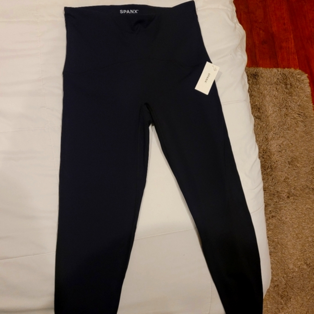 Spanx Booty Lifting Leggings